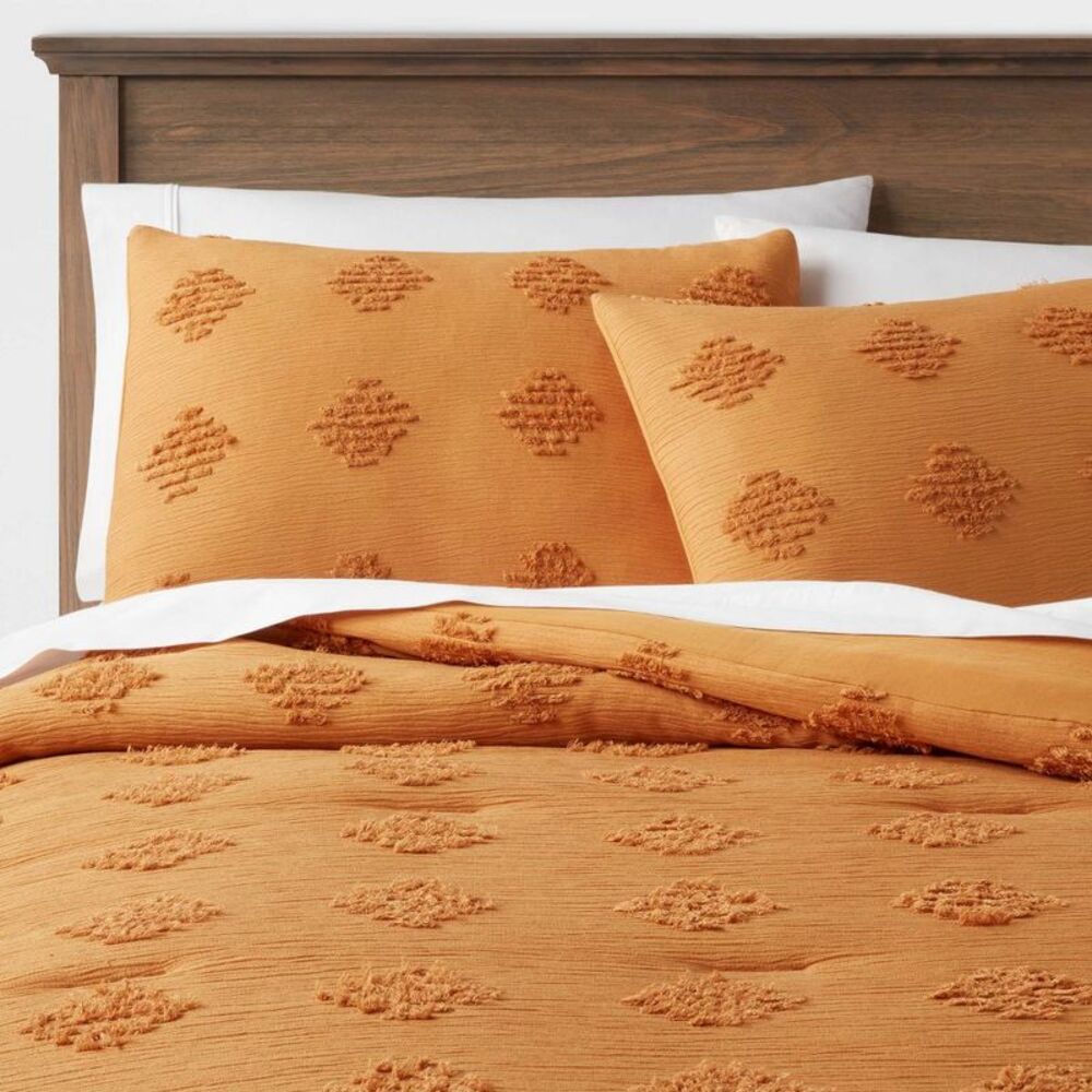 Twin/Twin XL Diamond Comforter & Sham Set Dark Gold - Threshold